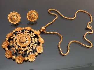 box chain designer pendant