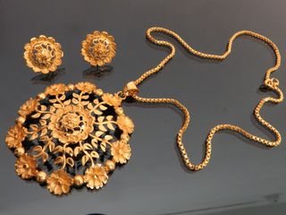 one gram gold jewellery lockets