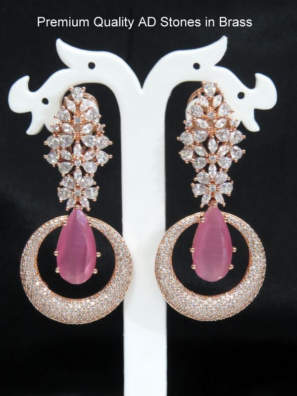 grapes of tear drop earring in piink