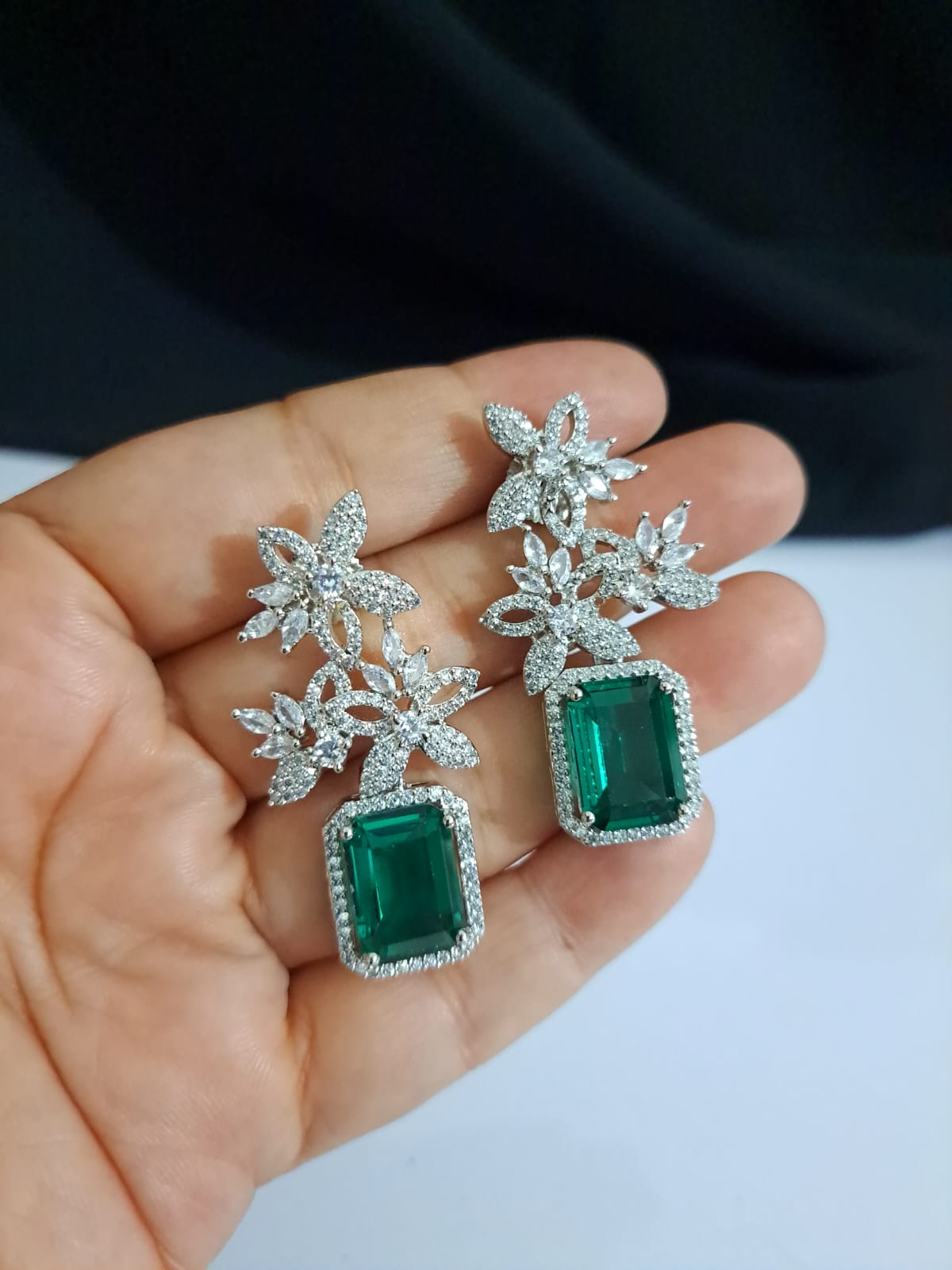 Silver Green dangling Earrings