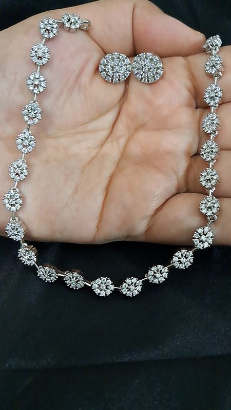 Silver floral chain with tops