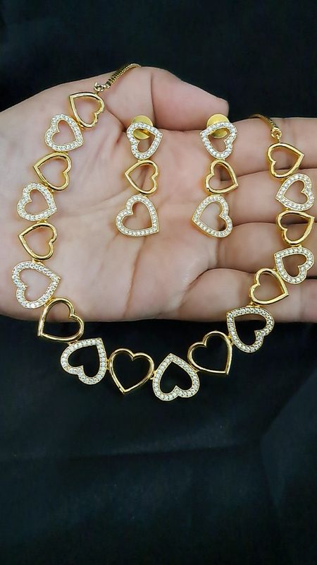 golden heart shape ad necklace for girls