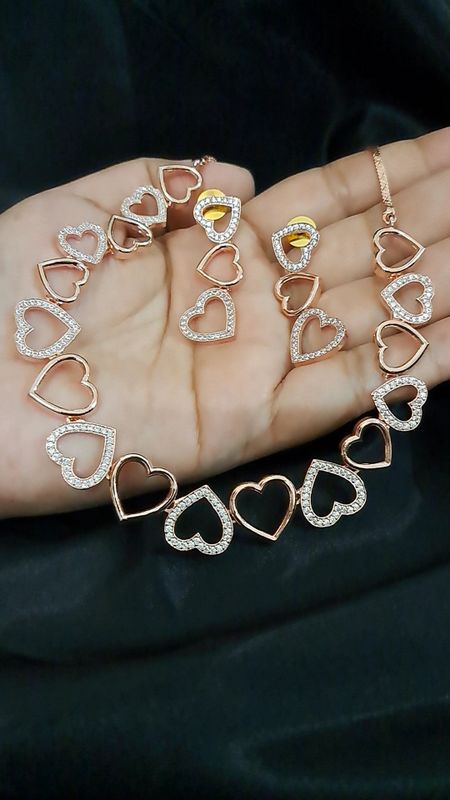 rose heart shape ad necklace for girls