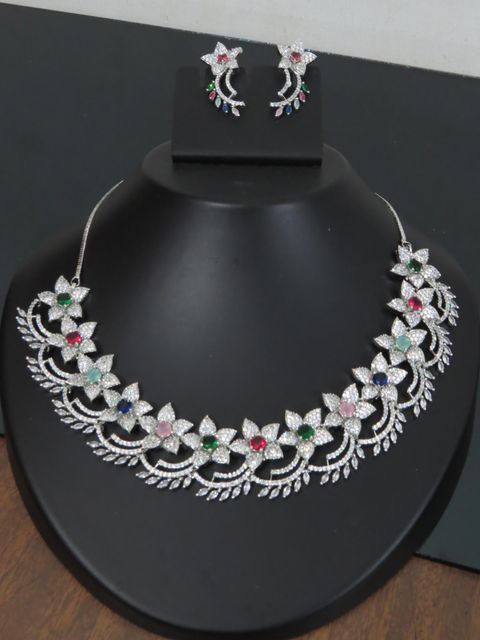 flower designer ad fashion necklace