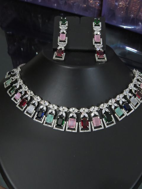 multi color ad necklace