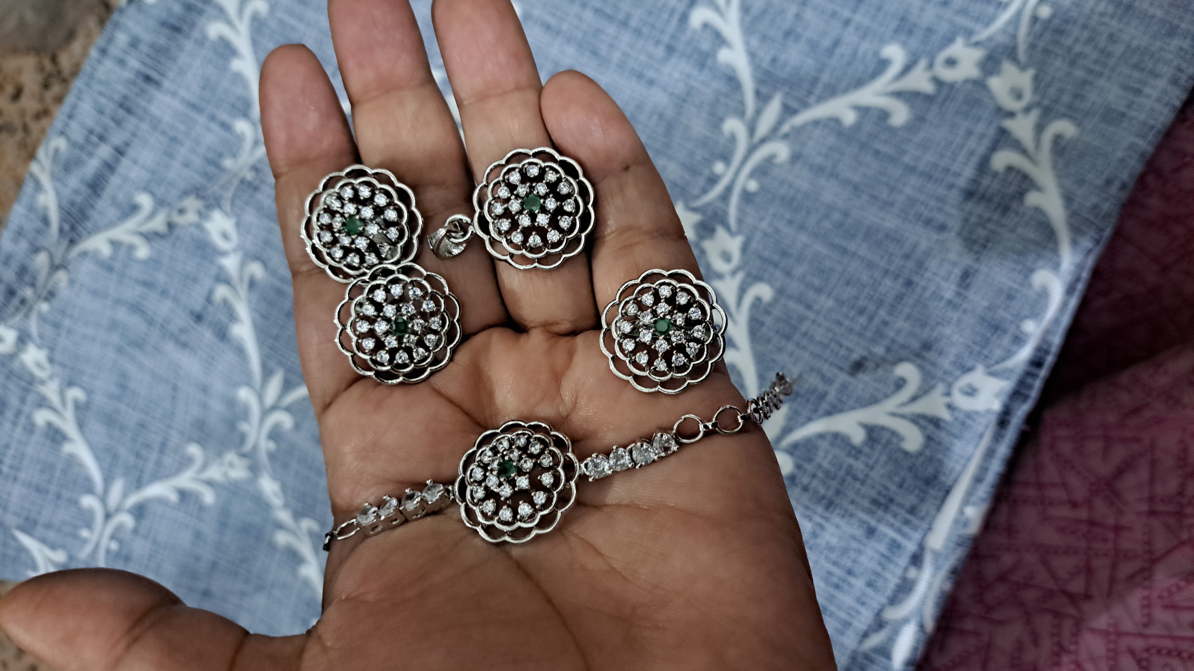 AD Combo Pendant Sets