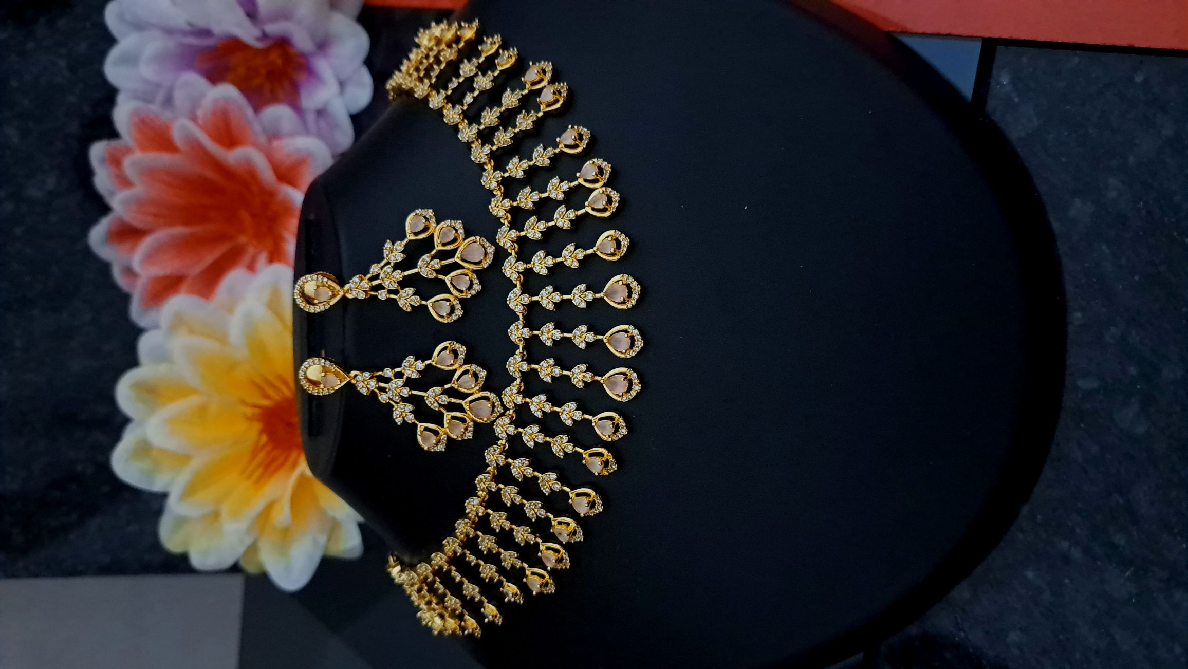 Shopping Fashion Necklace Online for Daily Wear - Pink