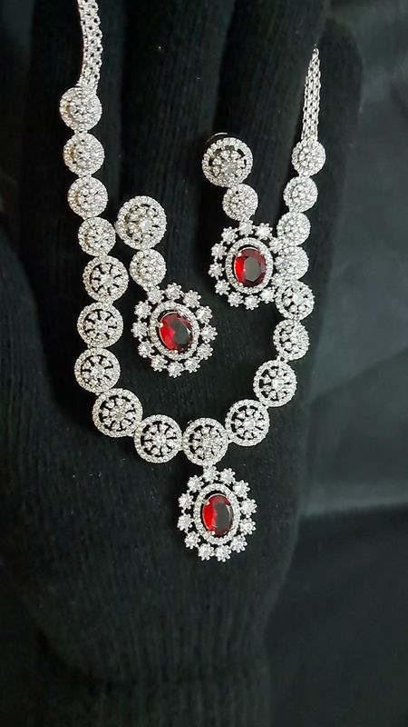 Silver budget small ad necklace - Red